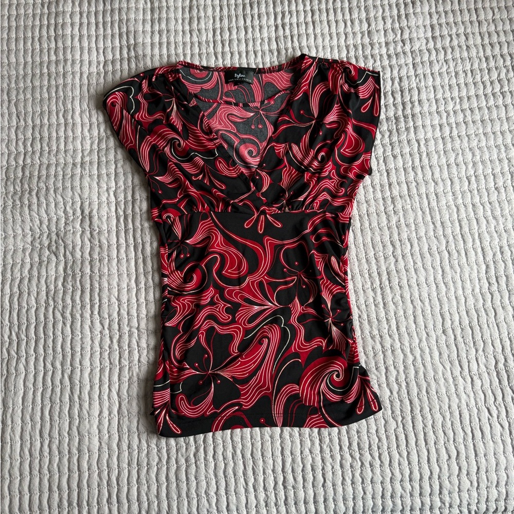 Byline byer California Y2K red/black top